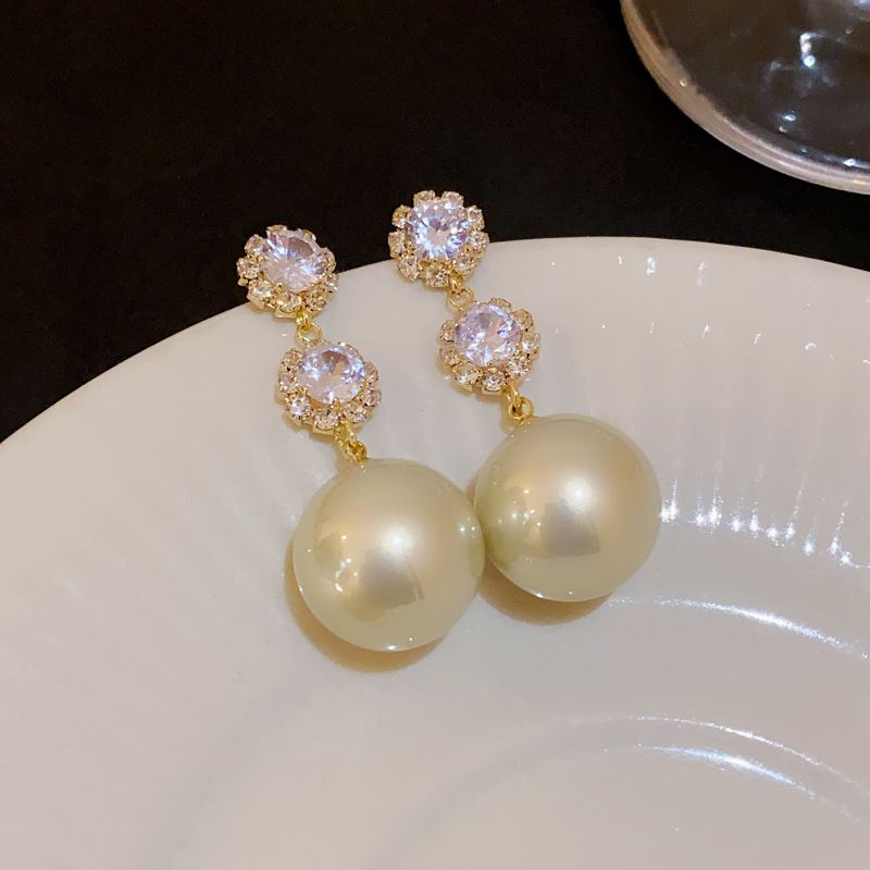 Silver needle pleated flower pearl heart French geometric earrings, niche commuting new and earrings_voghion.com