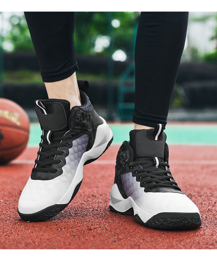 Le scarpe da basket da uomo sono traspiranti, ammortizzanti e antiscivolo. Possono essere indossate come scarpe sportive per l'allenamento e per le partite pratiche._voghion.com