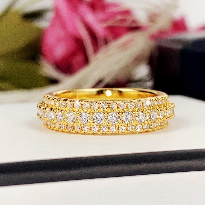 Women's Jewelry Ring, Exaggerated Luxury, Unisex Ring, Copper Plated Platinum Inlaid Zircon Jewelry_voghion.com