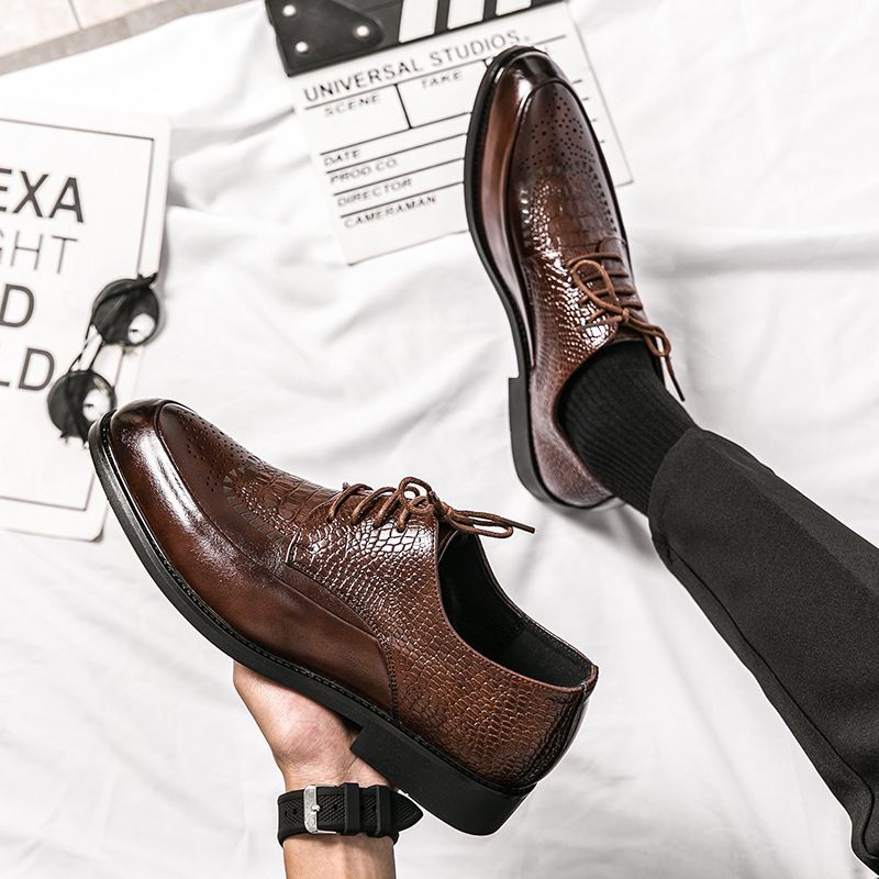 British Style Brogue Leather 2022 Autumn Fashion Casual Lace-up Single Men's Suit Shoes_voghion.com
