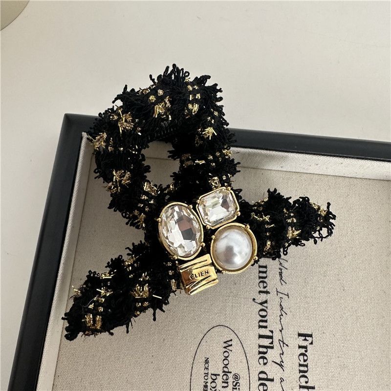 Koreanischen stil kleine duft perlen clip frauen kurze haar zurück kopf haarnadel Tschechische diamant high-end-textur haar clip shark clip_voghion.com
