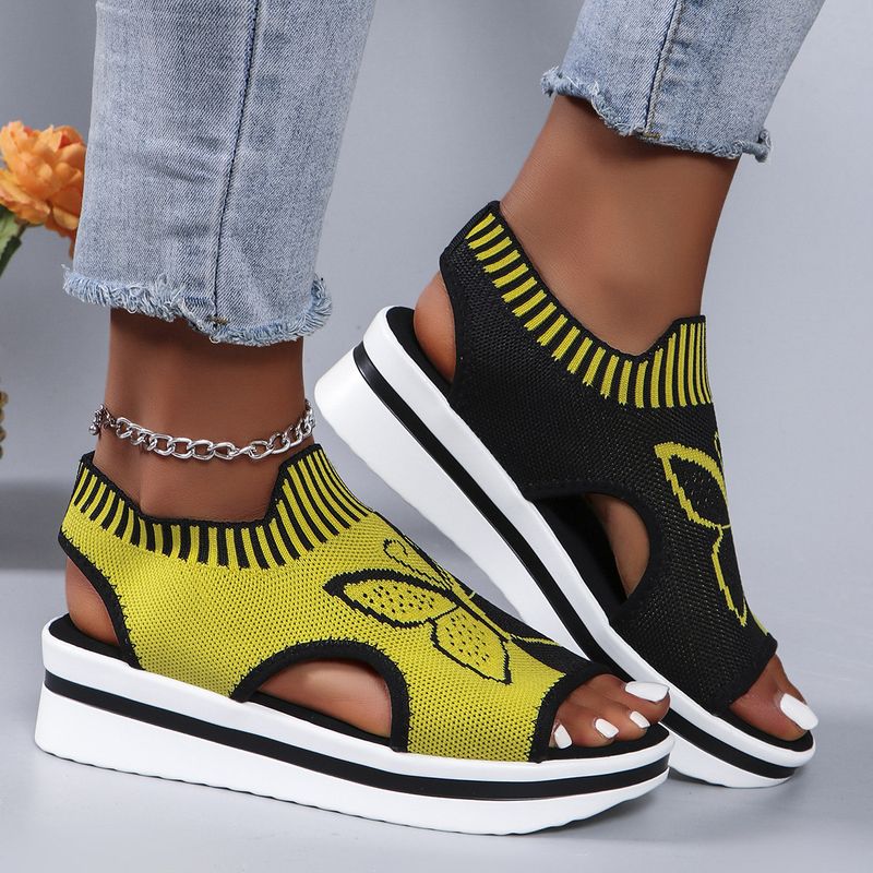 Sandales plates décontractées pour femmes, nouvelles sandales respirantes à une pédale, style papillon à blocs de couleurs, bouche de poisson, 2025_voghion.com