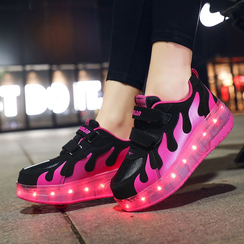 Kinderschuhe 2024 Sommer Kinderschuhe Doppelrad Kinder beleuchtete Laufschuhe Jungen und Mädchen können Rollschuhe tragen_voghion.com