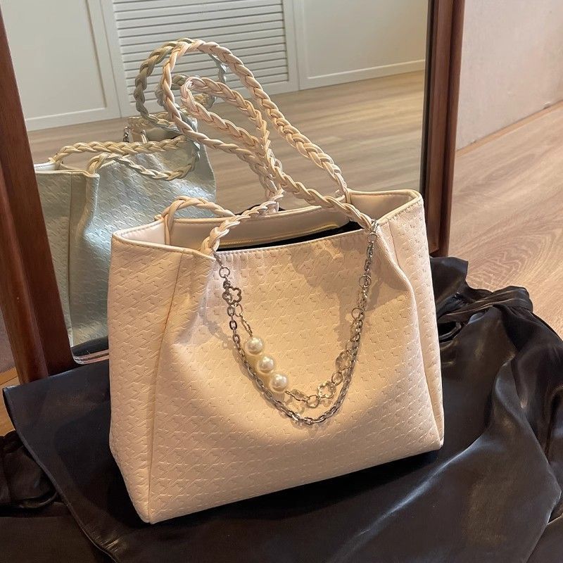 Sac à bandoulière multifonctionnel grande capacité pour femmes, nouvelle collection printemps-été 2025, avec chaîne, adapté aux étudiantes et aux déplacements en classe_voghion.com