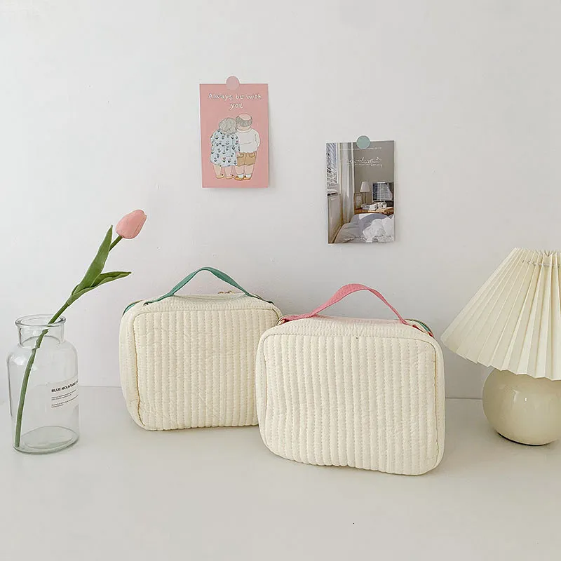 Backpacks Korea Children Crossbody Bag Plaid Parent child Girl s Handbag Light Cotton Kids Shoulder Lunch Box 221203_voghion.com