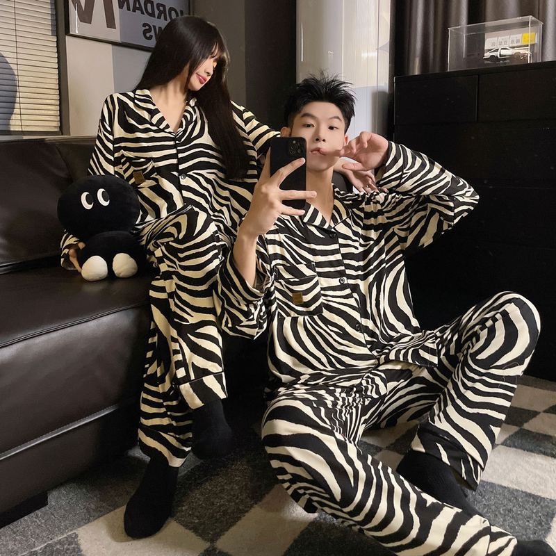 2024 Primavera e Outono Novas Mulheres Algodão Manga Longa Casual Desenho Animado Ins Estilo Casacos Roupas para Casa com Tapete de Peito_voghion.com