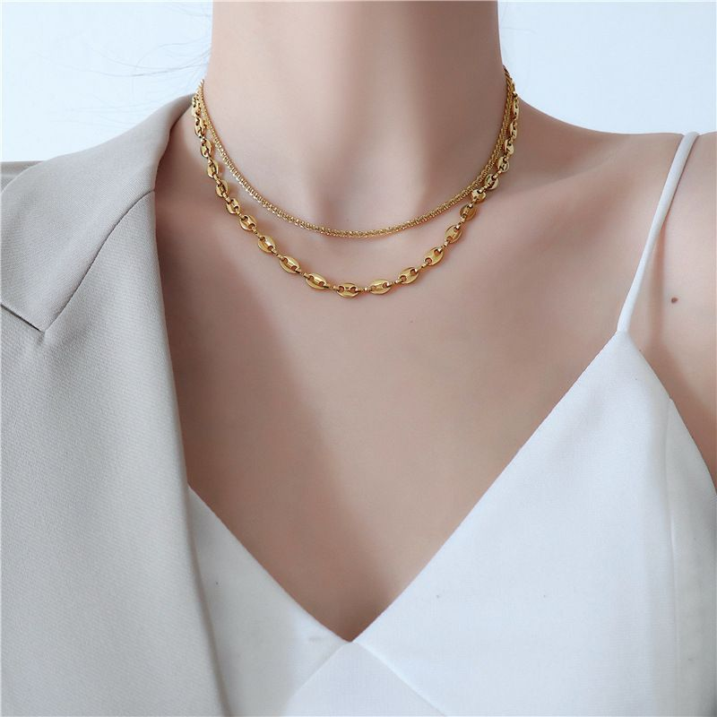 Design di nicchia leggero, collana di alta qualità con naso di maiale in oro per coppie, temperamento semplice e versatile, clavicola_voghion.com