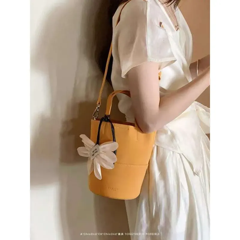 Nanfeng Chio2nd Wave Diary Bucket For Women Super Popular Handheld Flower Single Shoulder Crossbody Small Bag_voghion.com