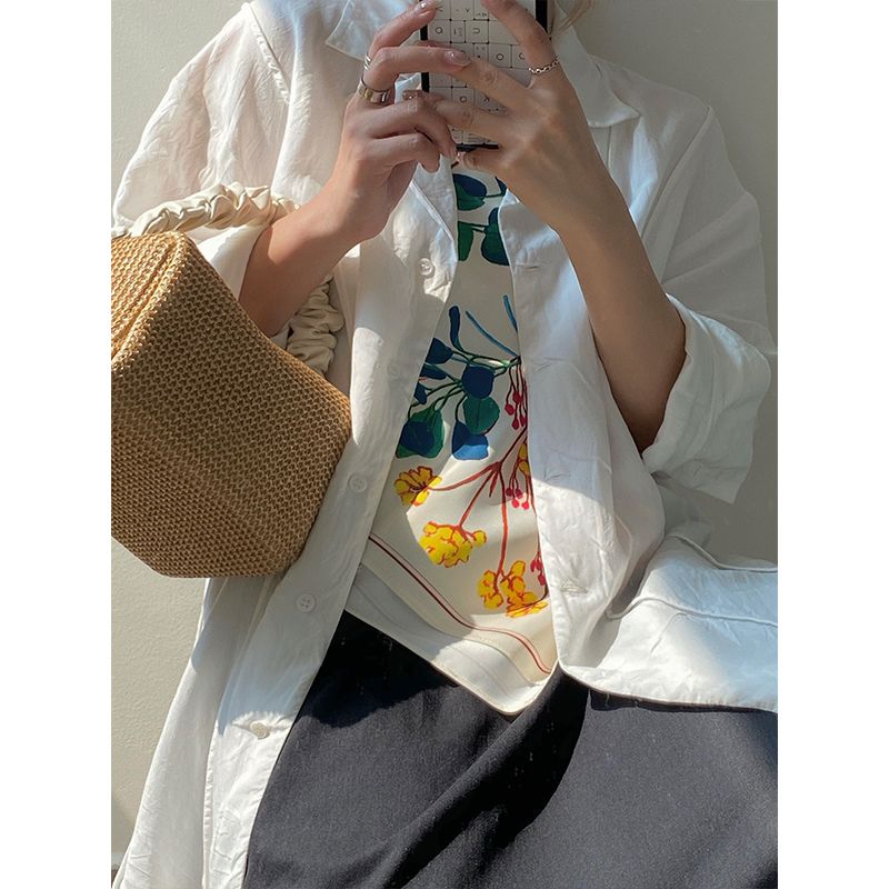 Sommer Gras Gewebte Tasche für Frauen 2024 Neue Mädchen Retro Gefaltete Kontrast Handheld Quadratische Tasche Vielseitige Straddle Tasche Tide_voghion.com