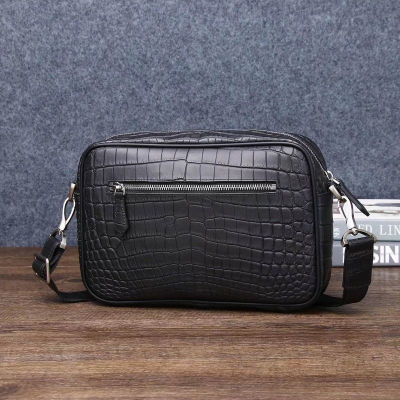 High-End-Mode Kleine Quadratische 2025 Neue Krokodil Muster Top Schicht Rindsleder Vielseitige Herren Tasche_voghion.com