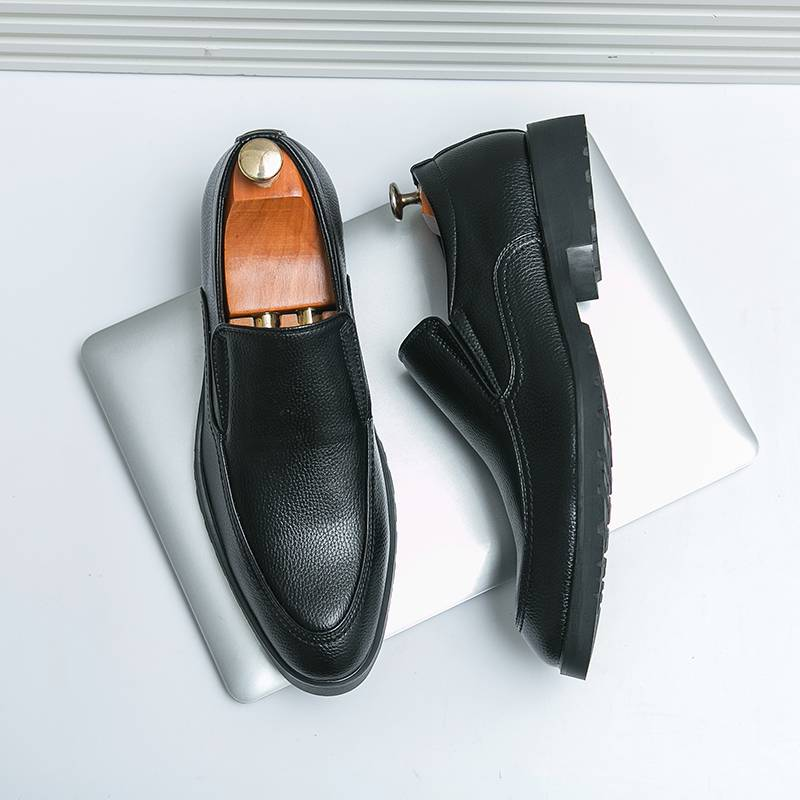Neue, hochwertige, spitze Freizeitschuhe aus Leder für Herren, Hochzeitsschuhe mit Bullock-Fransen, ein Slip-on-Rindsledersohle, Stylist-Modeschuhe_voghion.com