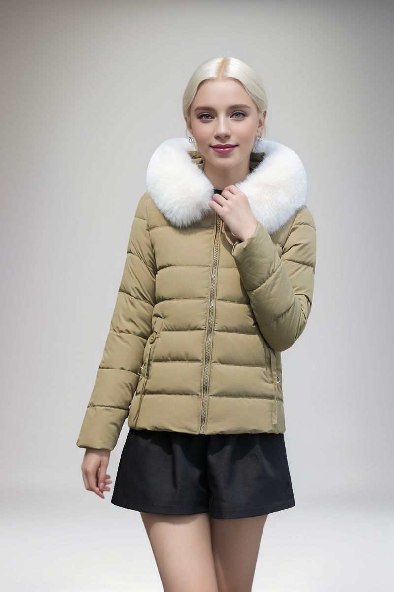 Giacca invernale da donna con grande collo in pelliccia, nuovo stile corto 2024, vestibilità slim fit, in cotone spesso_voghion.com