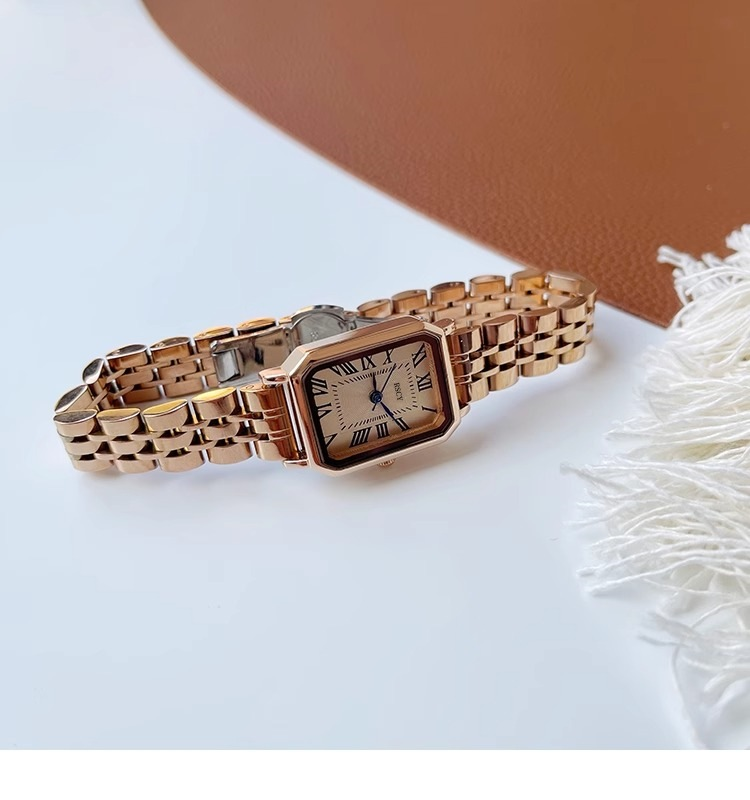 New light luxury ladies small dial senior sense of temperament retro rose gold steel band luxury small square watch_voghion.com
