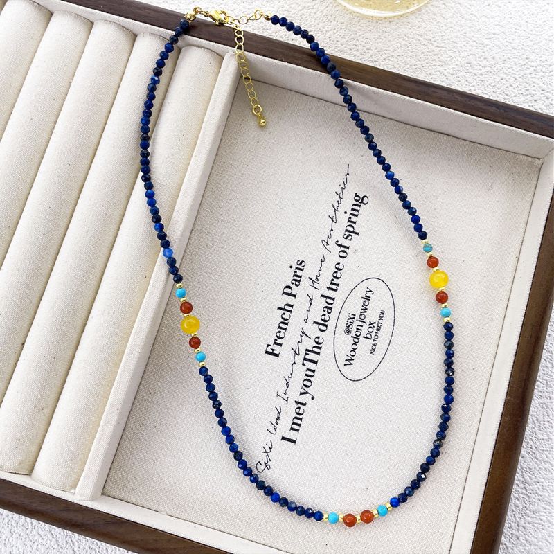 Collana con perline di lapislazzuli naturali - Catena per clavicola elegante e di alta qualità | Accessorio per cheongsam in stile di nicchia_voghion.com