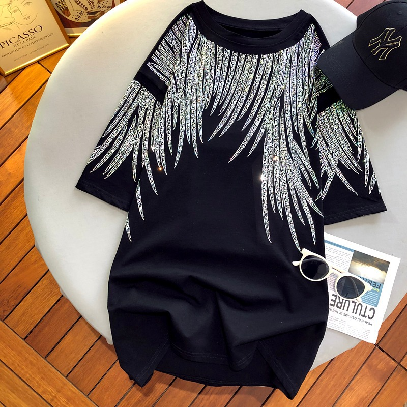 Große Größe 2–300 Pfund Schwerindustrie Bright Diamond Feather Wings Kurzarm-T-Shirt Damen Schwarz Altersreduzierendes vielseitiges Top im Trend_voghion.com