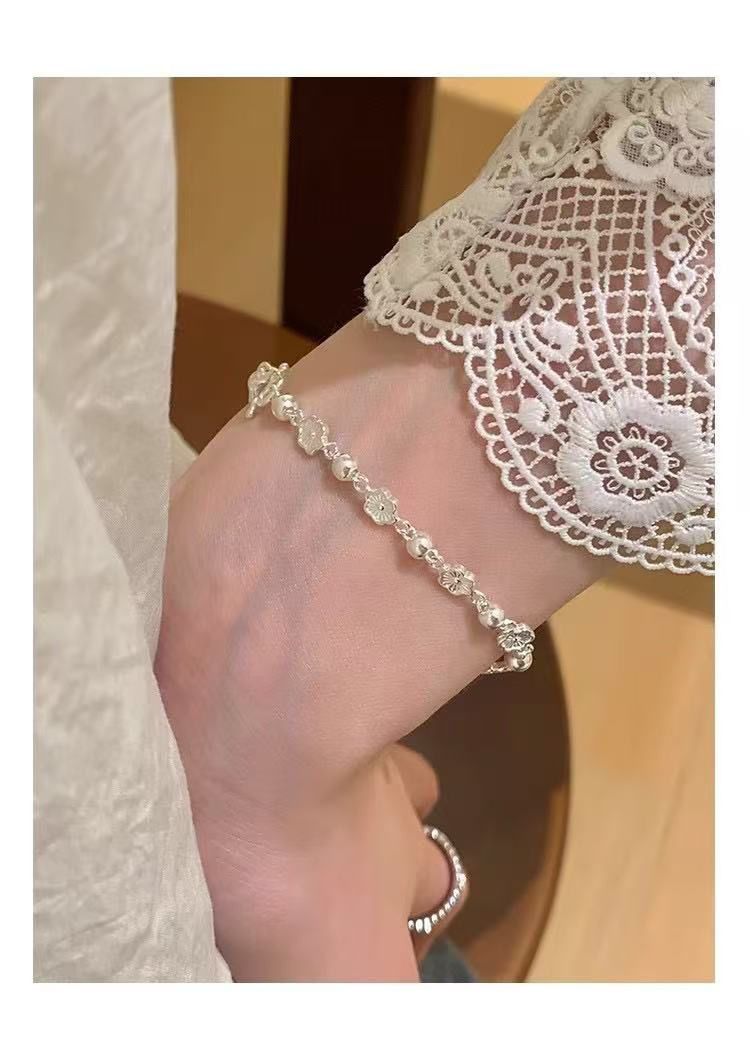 Electroplated Silver Peach Blossom Bracelet, Radiant Flower Design, Simple And Luxurious, Niche Gift For Girlfriend Or_voghion.com