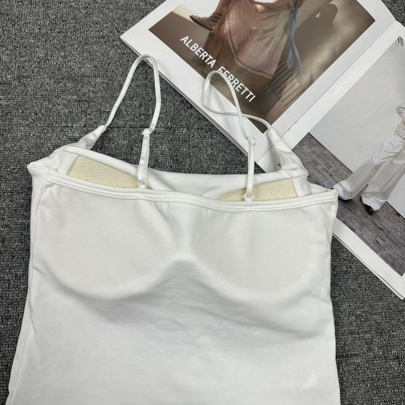 702#One-Piece Latex Chest Pad Camisole For Women With Adjustable Straps, Slimming Base Layer, Versatile Outerwear Top_voghion.com