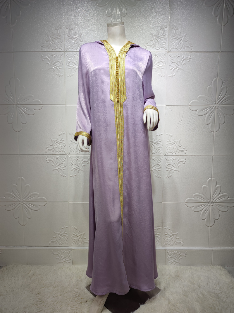 Abaya musulmano in camoscio con pizzo color champagne da donna Abaya maculato da donna_voghion.com