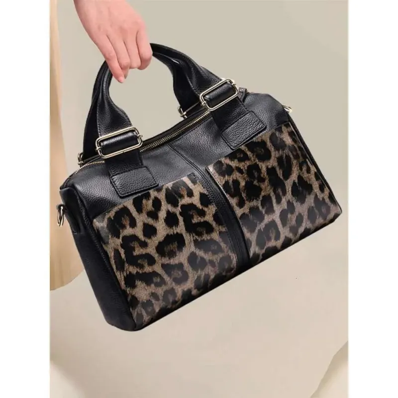 Designer 2025 Aidrani New High-Capacity Women's Handbag With Fashionable Leopard Print Design, Made Of High-Quality_voghion.com