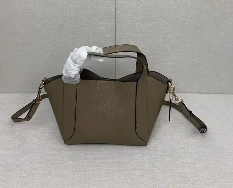 Borsa firmata Hadley Hobo 21 Borsa a secchiello da donna firmata Hadley Willow Hobo Pochette alla moda_voghion.com