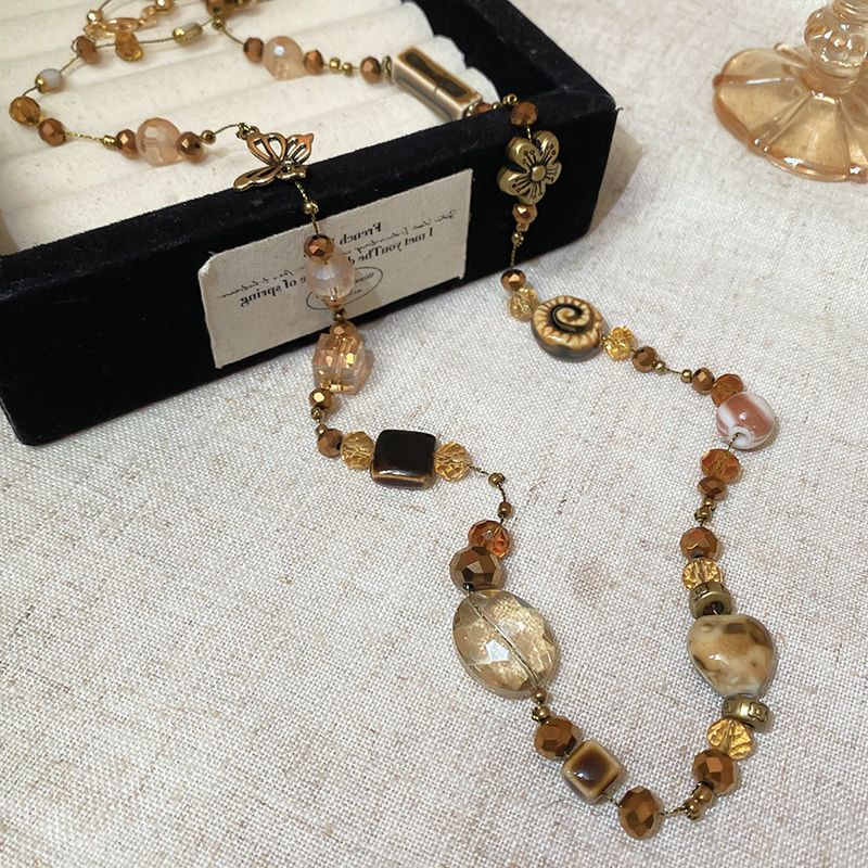 Collana con ciondolo a forma di farfalla, in ceramica, con cuore e cristallo artificiale, di alta qualità, per autunno e inverno, da donna._voghion.com