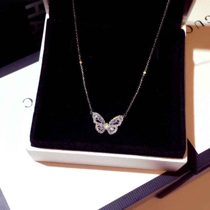 Forest Style Rose Gold Elegant And Dynamic Butterfly Pendant Necklace For Women With Zircon, Trendy Internet Celebrity_voghion.com