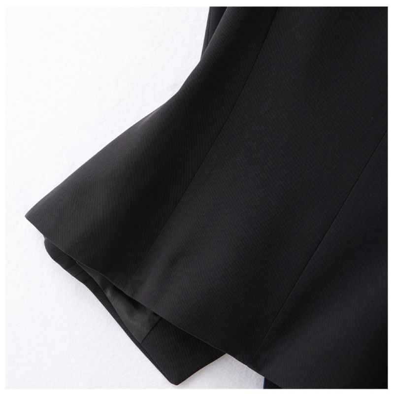 Damenbekleidung High-End-Kleinweste, kurze Weste mit neuem Top-Design, Nische, ärmellose Weste, Temperamentweste_voghion.com