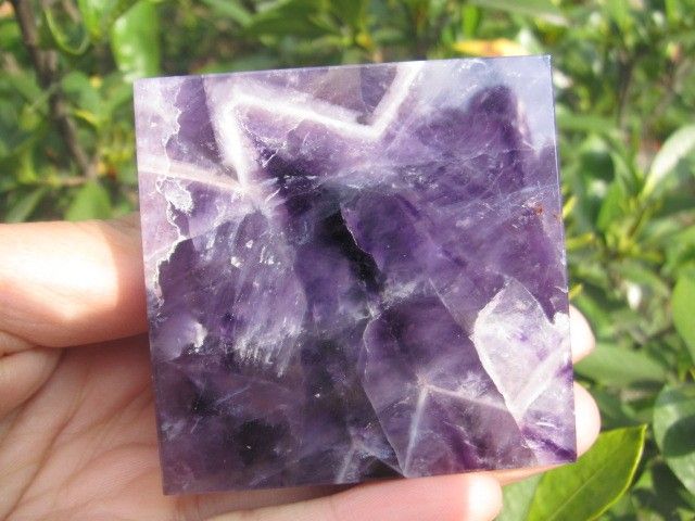179 gramos de cristal de cuarzo natural curativo pirámide de cristal morado de ensueño_voghion.com
