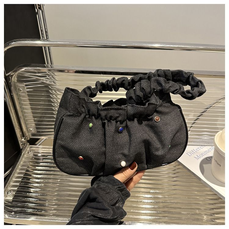 Small And Minimalist Personalized For Women 2024 New Commuter Wrinkle Underarm Versatile Casual Instagram Cloud Shoulder_voghion.com