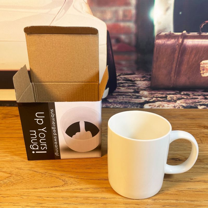 Middle Creative Ceramic Water Relief Design Finger Coffee Cup Large Capacity Office Mug_voghion.com