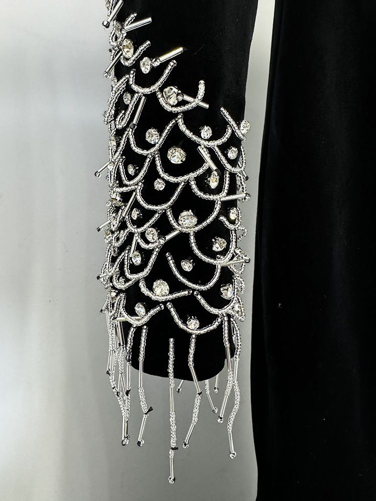 Hochwertiges Abendkleid aus Sternenserie mit Perlen besetztem Acetat-Samt und kleiner Schleppe für Damen_voghion.com