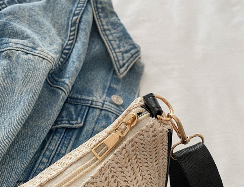Borsa piccola in tessuto estivo Borsa da donna sotto le ascelle in tessuto erba alla moda e alla moda, borsa a tracolla singola con texture unica_voghion.com