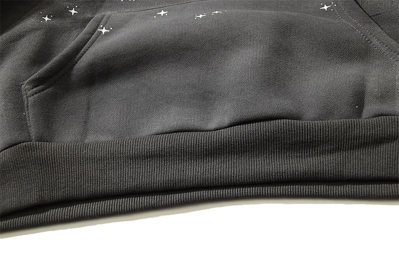 Felpa con cappuccio da uomo con stampa graffiti_voghion.com
