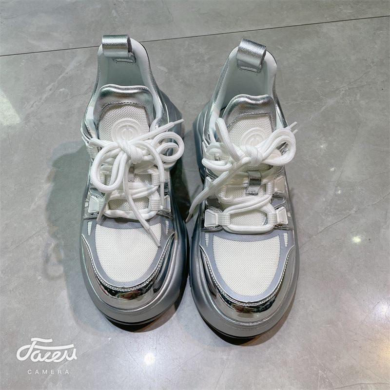 Scarpe casual da donna con punta tonda e lacci, con suola spessa, con aumento di altezza, autunno inverno 2025, nuove_voghion.com