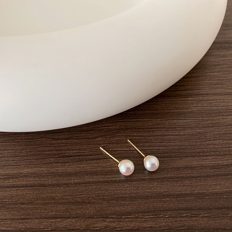 Minimalistische kalte Perle für Frauen im französischen Hepburn-Stil, einfache, vielseitige und elegante Ohrringe, Ohrschmuck für Internet-Berühmtheiten_voghion.com