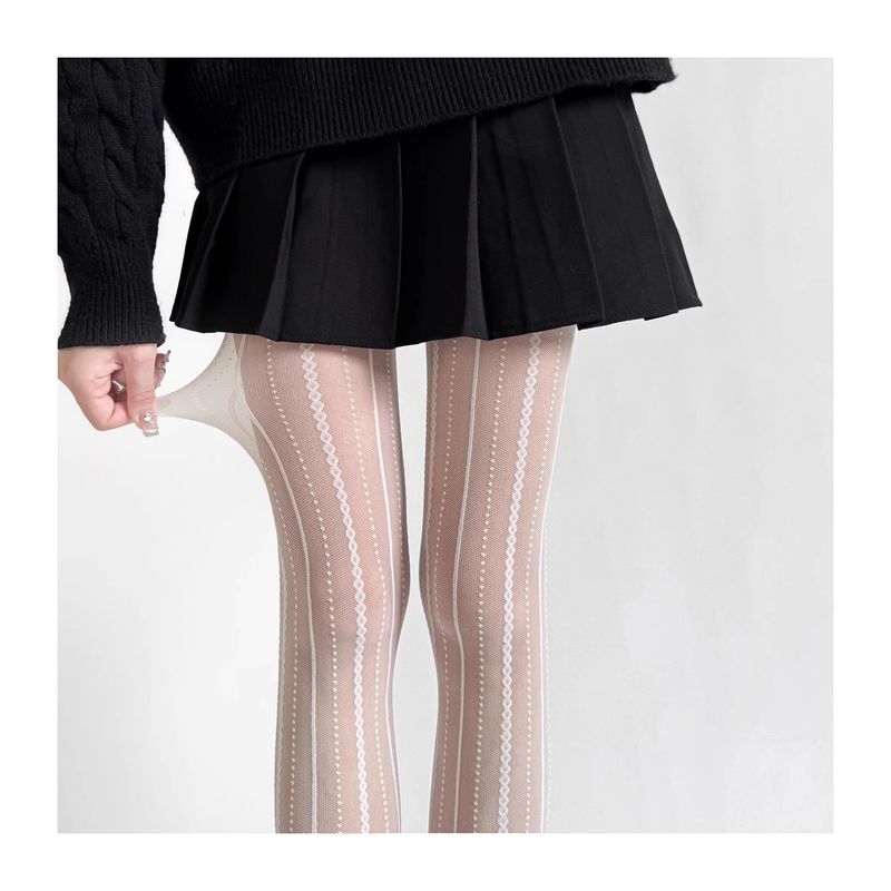 Rajstopy z koronki wiktoriańskiej – barokowe pończochy z siateczki w paski dla Lolity i Dark Academii (czarno-biało-lawendowe, rozmiar uniwersalny)_voghion.com