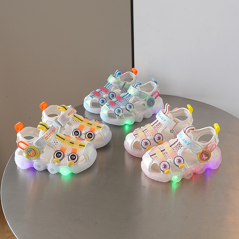 Sandali luminosi per donna 0-1-3 anni 2 ragazzi fascia anti-calcio spiaggia suola morbida scarpe da passeggio per bambini tendenza_voghion.com