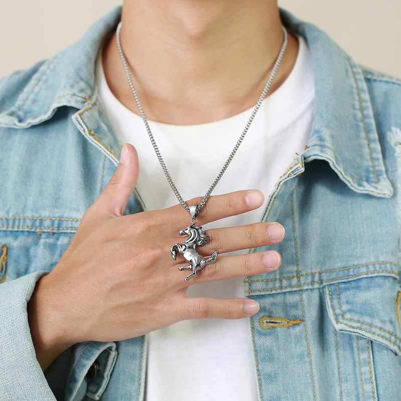Fashion New Titanium Steel Sweat Blood Horse Pendant Men's And Women's Stainless Steel Qianlima Necklace Accessories_voghion.com