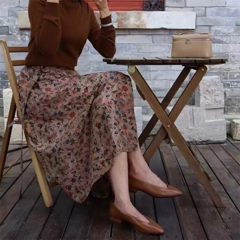 2025 Frühjahr/Sommer Neue Hexe Spitzschuh Ballett Echtes Leder Flach Mund Flache Einzelne Rindsleder Einfache Oma Schuhe_voghion.com