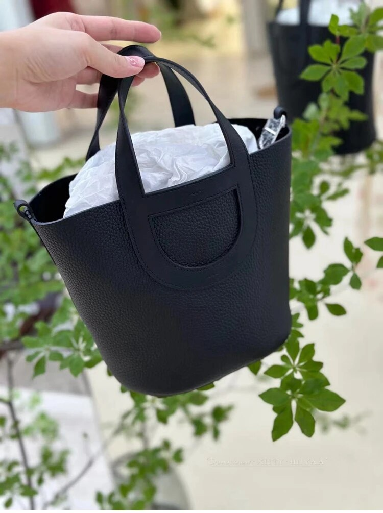 Pig Nose Bucket Bag Better Genuine Leather Vegetable Basket Soft Women's Handbag 2023 New Simple and Fashionable_voghion.com