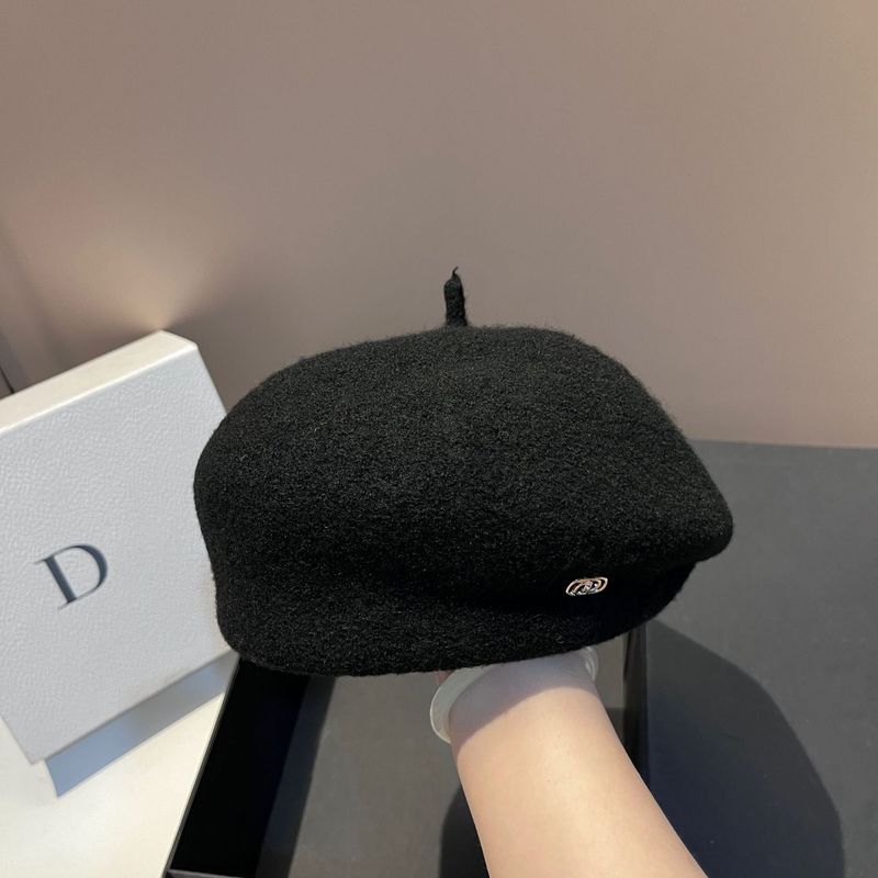 Berretti da donna berretto di lana irregolare alla moda di piccolo stile Berretto caldo australiano di alta qualità 100% lana per donna_voghion.com