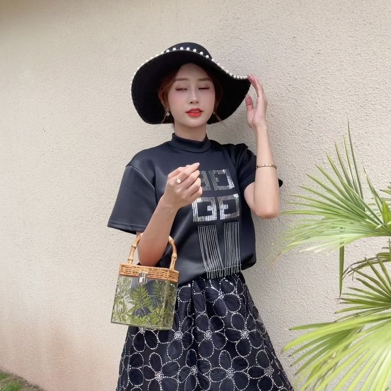 Summer New High-End Box Niche Design Women's Bamboo Handle Acrylic Transparent Small Bag_voghion.com