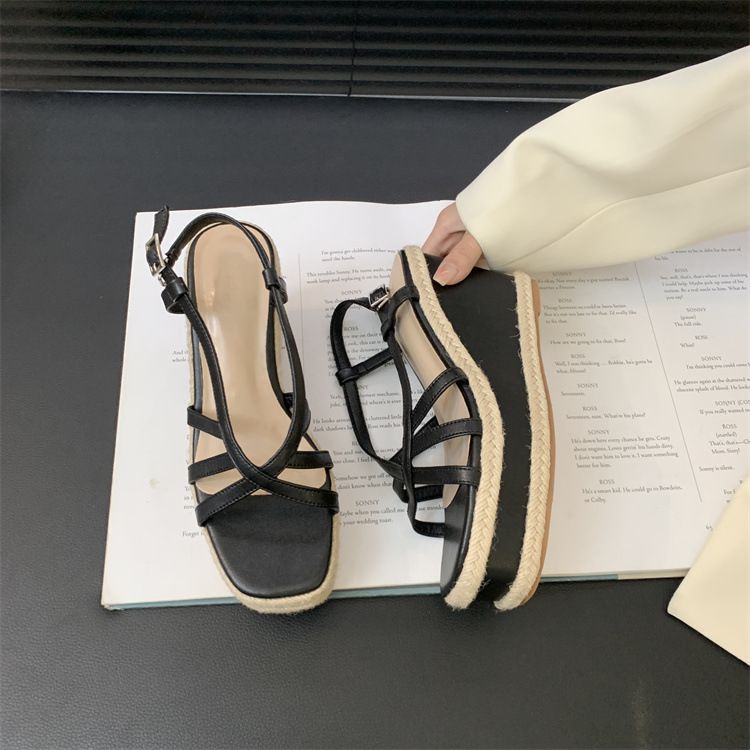 Pok Matsu biezas zoles sandales 2024. gada vasarai, jaunas, zāles aušanas, ūdensnecaurlaidīgas platformas, vienas līnijas sprādzes, atvērta purngala, īpaši augstas_voghion.com