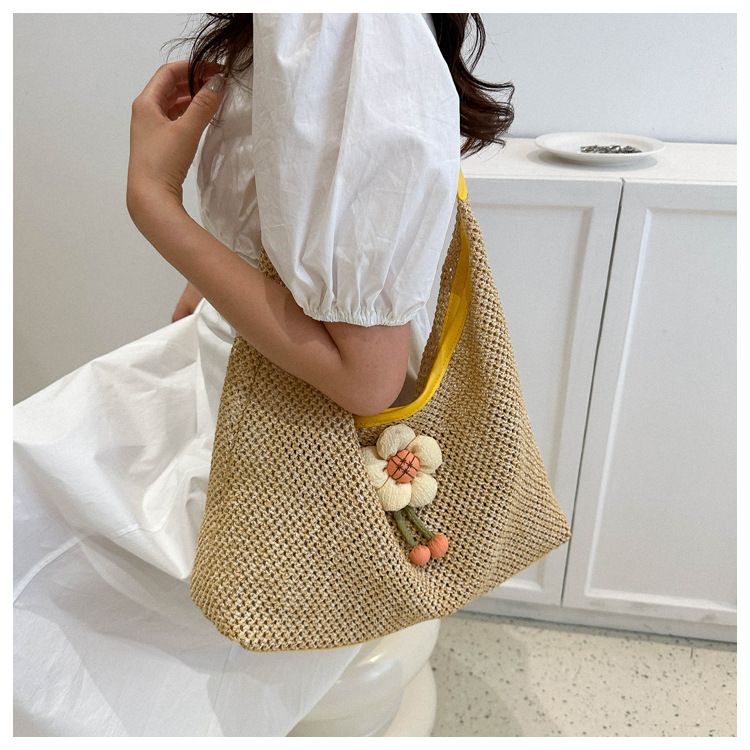 Große Kapazität modisches Temperament sanfte Blumendekoration Schulter für Frauen 2024 Sommer neue Unterarm-Einkaufstasche_voghion.com