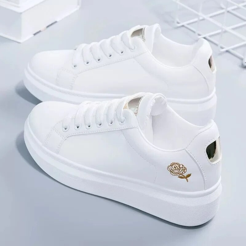Sapatos 2023 Mulheres Correndo Primavera Outono Moda Branco Respirável Bordado Flor Lace-Up Tênis Casuais Zapatos De_voghion.com