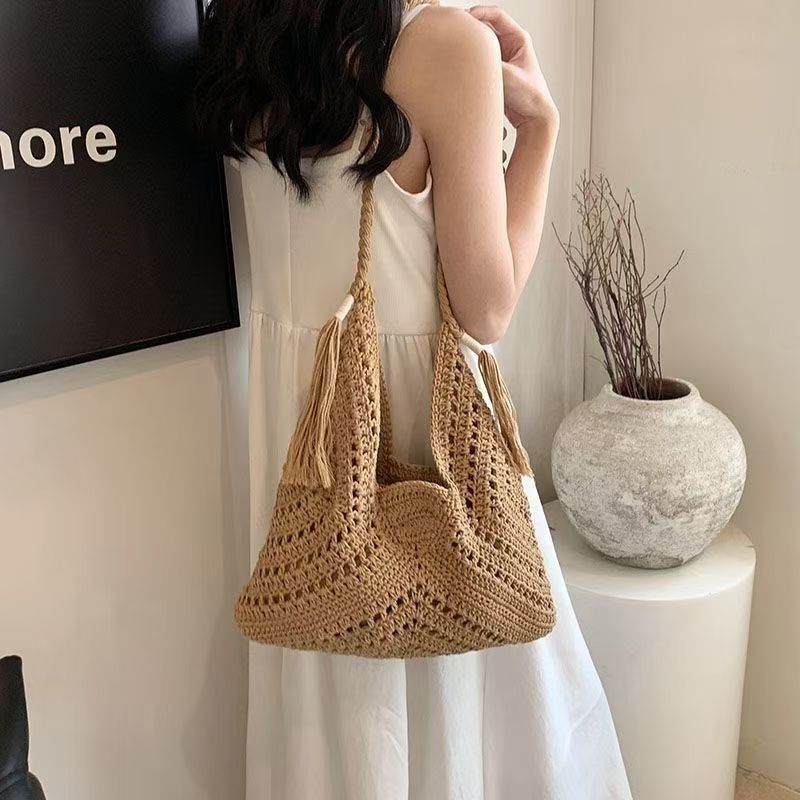 Mode Gewebt Für Frauen Sommer Neue Strand Gestrickte Casual Quaste Tote Schulter Tasche Hohl Große Kapazität_voghion.com