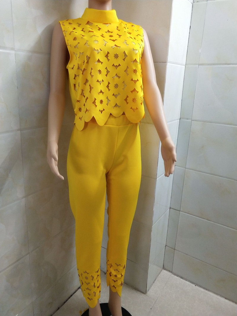 Women's temperament sleeveless hollow top pants yellow suit two-piece set_voghion.com