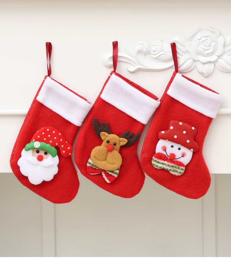Kuscheliges Flanell-Weihnachtsstrümpfe-Set – Kleine festliche Socken mit Weihnachtsmann-, Schneemann- und Rentiermotiven für Weihnachtsdekoration und Süßigkeitengeschenke_voghion.com