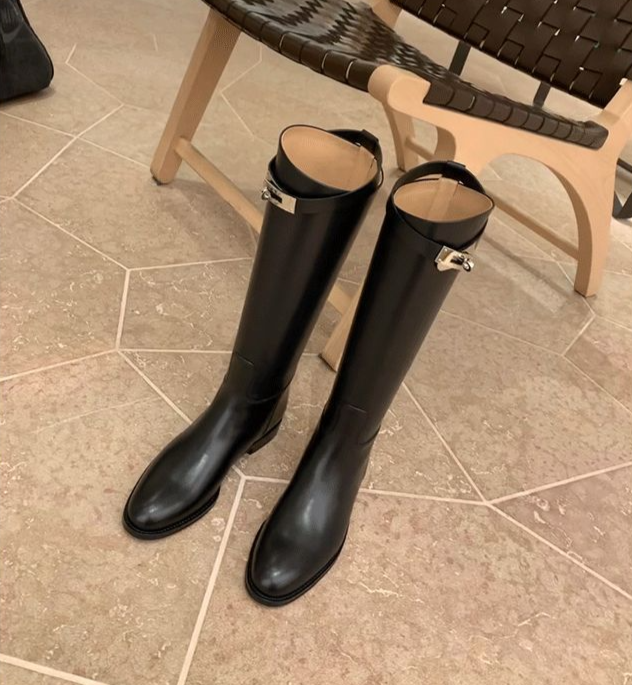 2024 Herbst/Winter Neue Spitz Kleine Grobe Ferse Ritter Mit Mid High Barrel Lange Stiefel Für Frauen_voghion.com