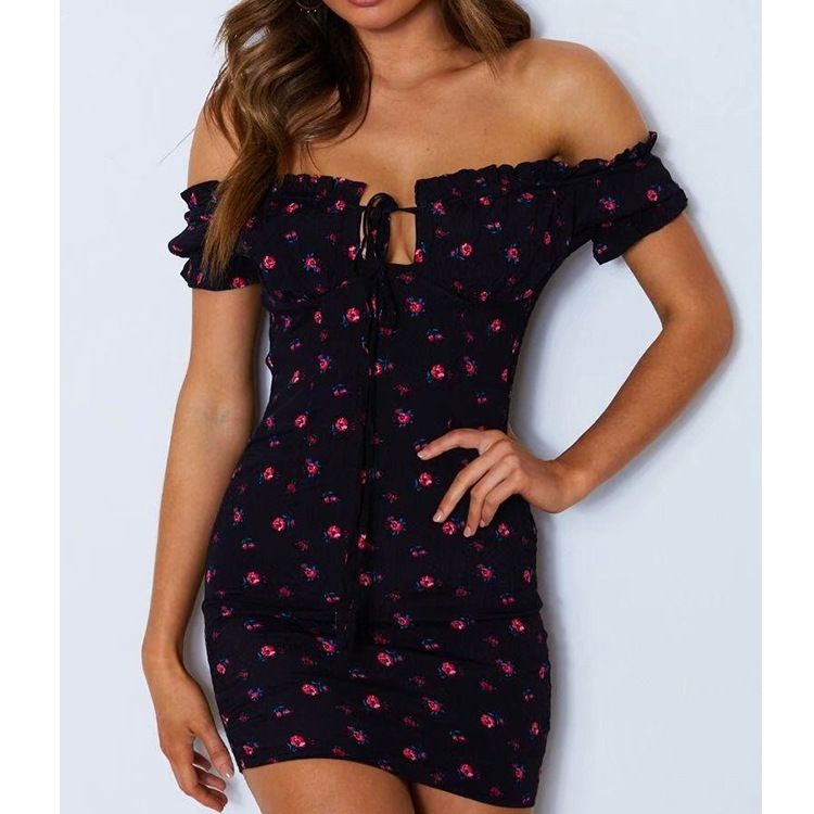 Sexet damekjole med INS-print og slim fit, én halsudskæring, blyantsnøre og lille blomsterprint._voghion.com